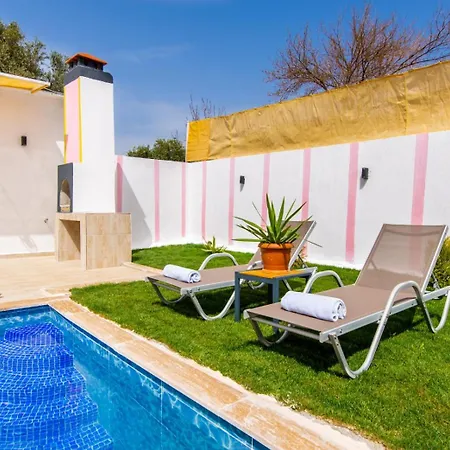 Buesra Uezuemlue Hotel